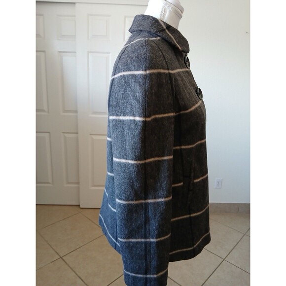 Zara Womens Short Coat XS Gray Checked Plaid Wool Blend 2 Button Front Swing - Picture 4 of 16